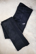Load image into Gallery viewer, Winter Fleece-lined Boot-Cut Cargo Pant in Black